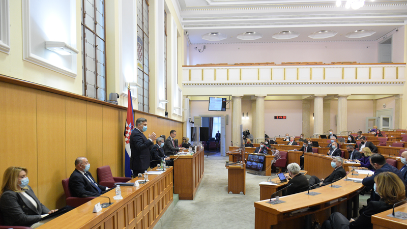 Hrvatski sabor ovlastio je Stožer da donosi odluke, prati pandemiju na dnevnoj bazi i prilagođava mjere